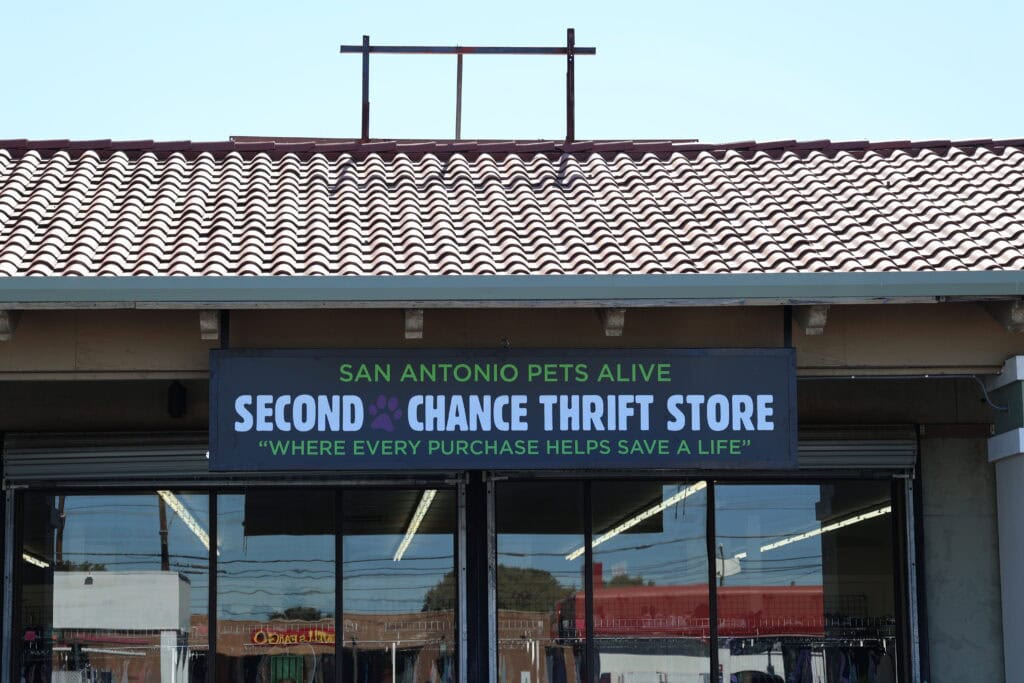 IMG_3899 San Antonio thrift store supports pet rescue.
